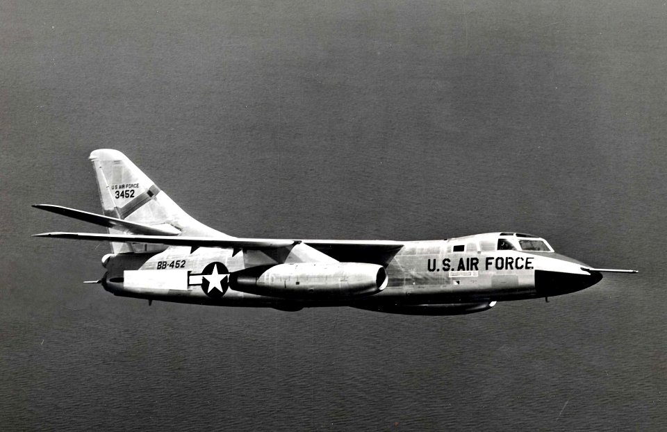 Douglas RB-66B Destroyer in flight (SN 53-452) 061102-F-1234P-026