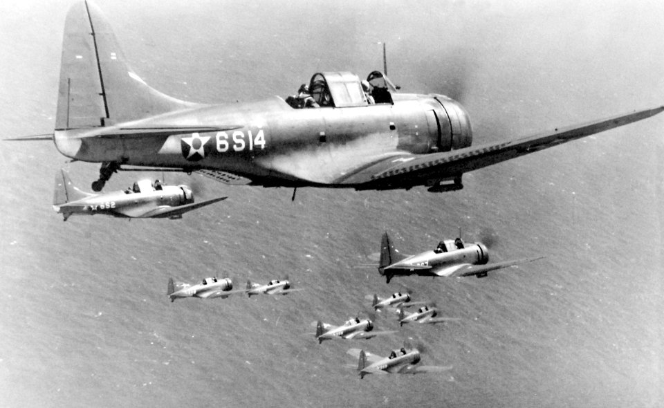 Douglas SBD-2 Dauntless of VS-6 in flight on 27 October 1941 (80-G-6678)