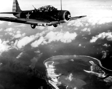Douglas TBD-1 Devastator of VT-6 over Wake Island, 24 February 1942 (80-CF-1071-1)