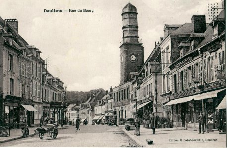 DOULLENS - Rue du Bourg
