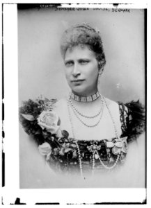 Dowager Queen Louise, Denmark LCCN2014691682