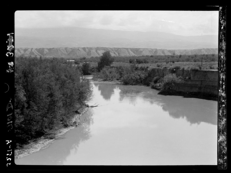 Down the Jordan Valley from the Sea of Galilee to the Dead Sea. Jordan River below Sheik Hussein showing depression through which Jordan flows LOC matpc.15250