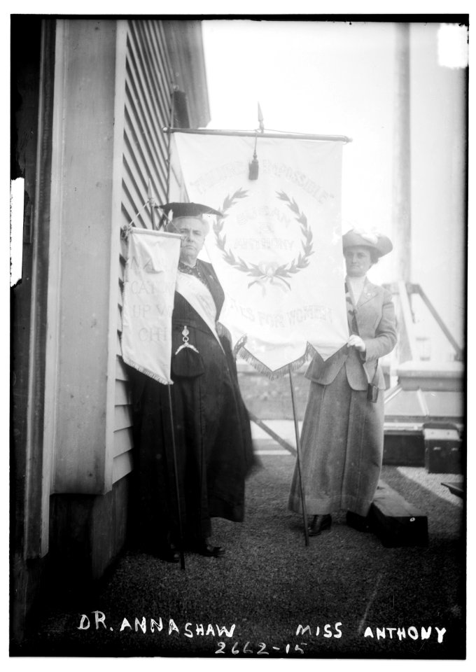 Dr. Anna Shaw (and) Miss Anthony (i.e. Daisy Harriman) LCCN2014692803