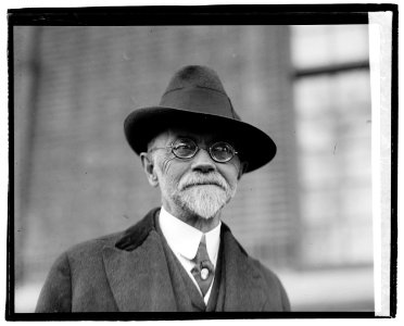 Dr. Chas. E. Sawyer LOC npcc.03127