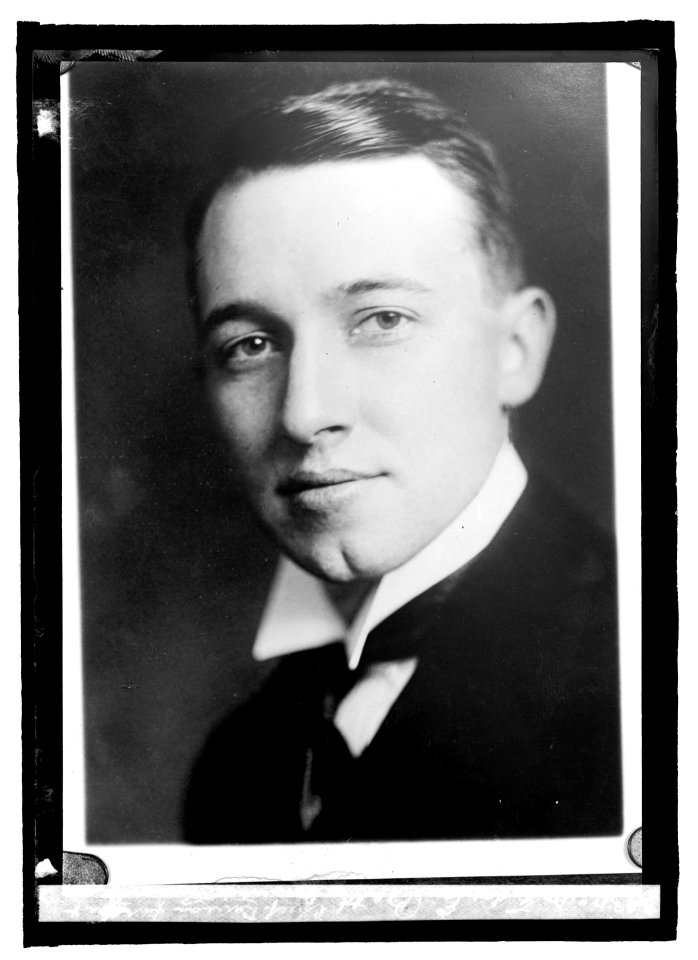 Dr. Edw. E. Pratt, Chief Bureau Foreign & Domestic Commerce LCCN2016821784