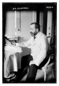 Dr. Dernburg LCCN2014698910