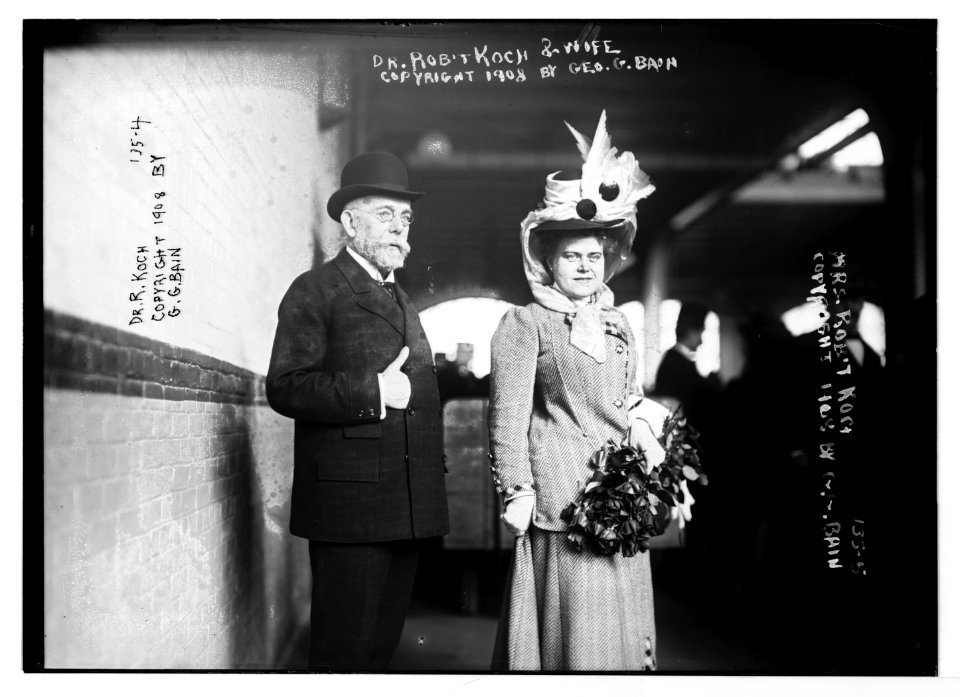 Dr. Robert Koch and wife LCCN2014680793