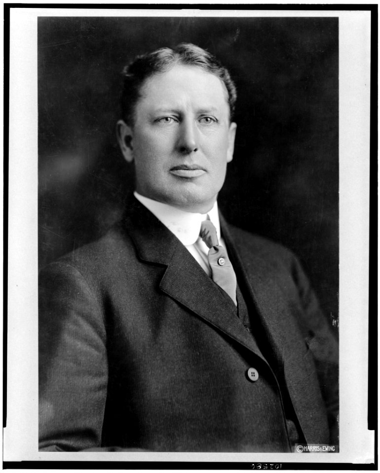Dr. Sterling Ruffin, half-length portrait facing front LCCN91719206
