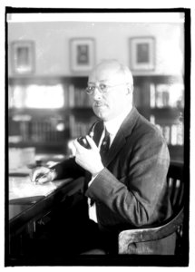 Dr. Thos. Walker Page Chr. U.S. Tariff Com., 6-7-21 LCCN2016845412