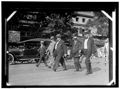 DRAFT PARADE. CHAMBERLAIN; BANKHEAD; WARREN; HARDWICK; LODGE LCCN2016868357