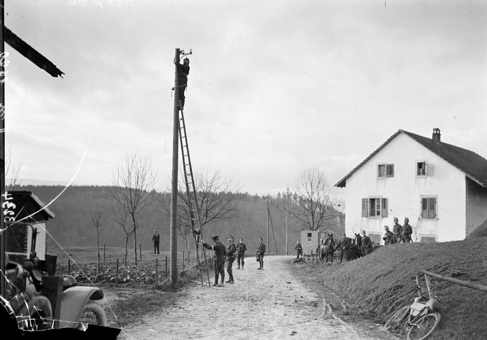 Drahtverbindung unter Benützung des Zivilnetzes - CH-BAR - 3239301