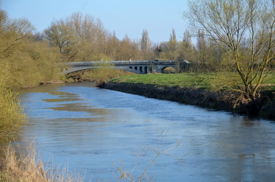 Dreibogenbruecke ueber die Leine in Grasdorf, Laatzen, Region Hannover (14)