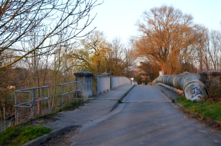 Dreibogenbruecke ueber die Leine in Grasdorf, Laatzen, Region Hannover (42)