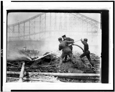 Dreamland fire, Coney Island, New York LCCN90714842 photo