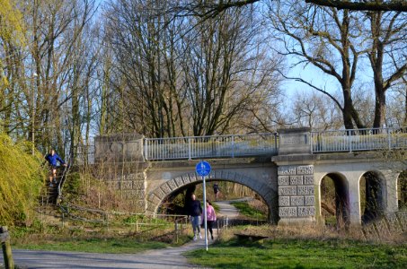 Dreibogenbruecke ueber die Leine in Grasdorf, Laatzen, Region Hannover (17)
