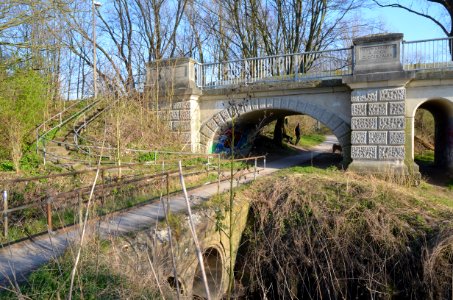 Dreibogenbruecke ueber die Leine in Grasdorf, Laatzen, Region Hannover (19)