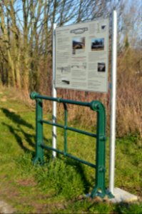 Dreibogenbruecke ueber die Leine in Grasdorf, Laatzen, Region Hannover (35)