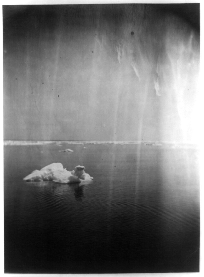 Drift ice or small iceberg in the Atlantic Ocean, off the coast of Labrador LCCN2012645601