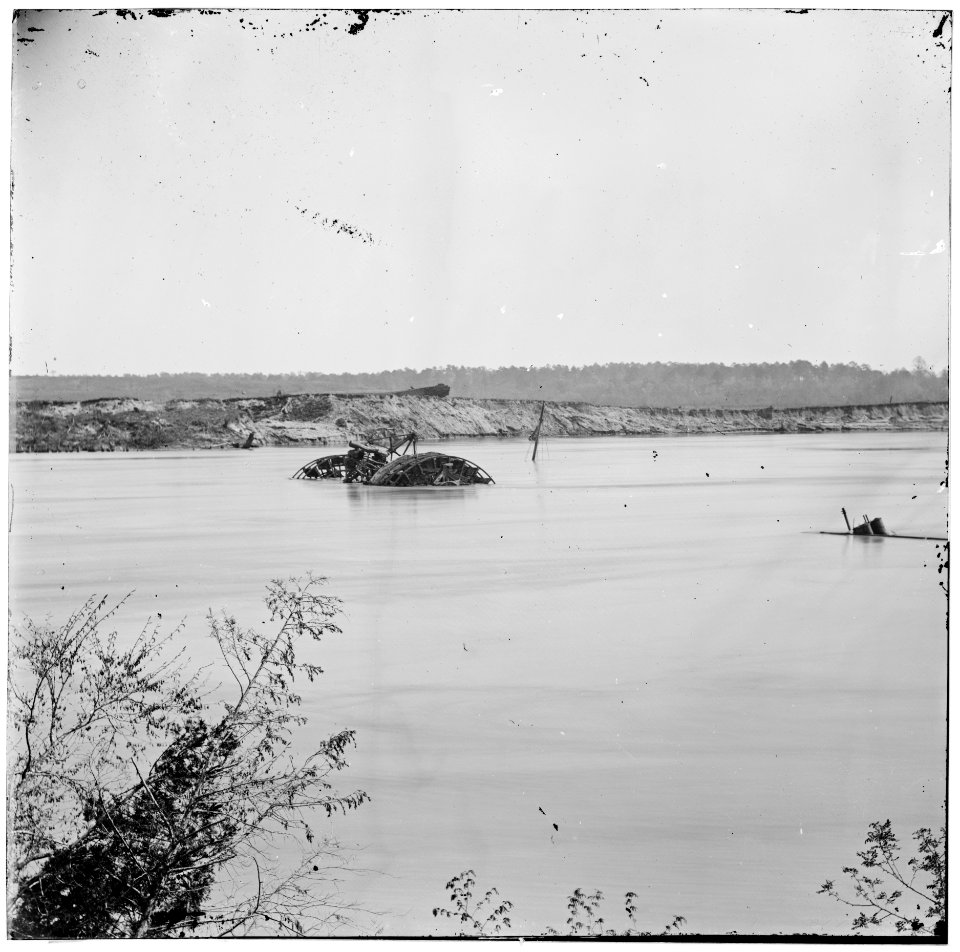 Drewrys bluff virginia obstructions in james river