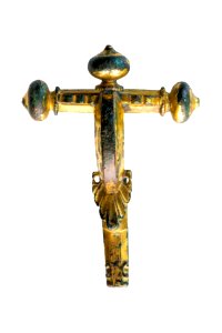 Drieknoppenfibula in verguld brons, 300 tot 365 NC, vindplaats- Koninksem, Aan Paspoel, zuidwestgrafveld, 1974, graf 99-, collectie Gallo-Romeins Museum Tongeren, 74.A.35, 005