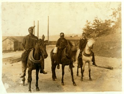 Drivers going home, 5-30 P.M. from mine Macdonald, W. Va. Witness - E. N. Clopper. LOC cph.3a24701