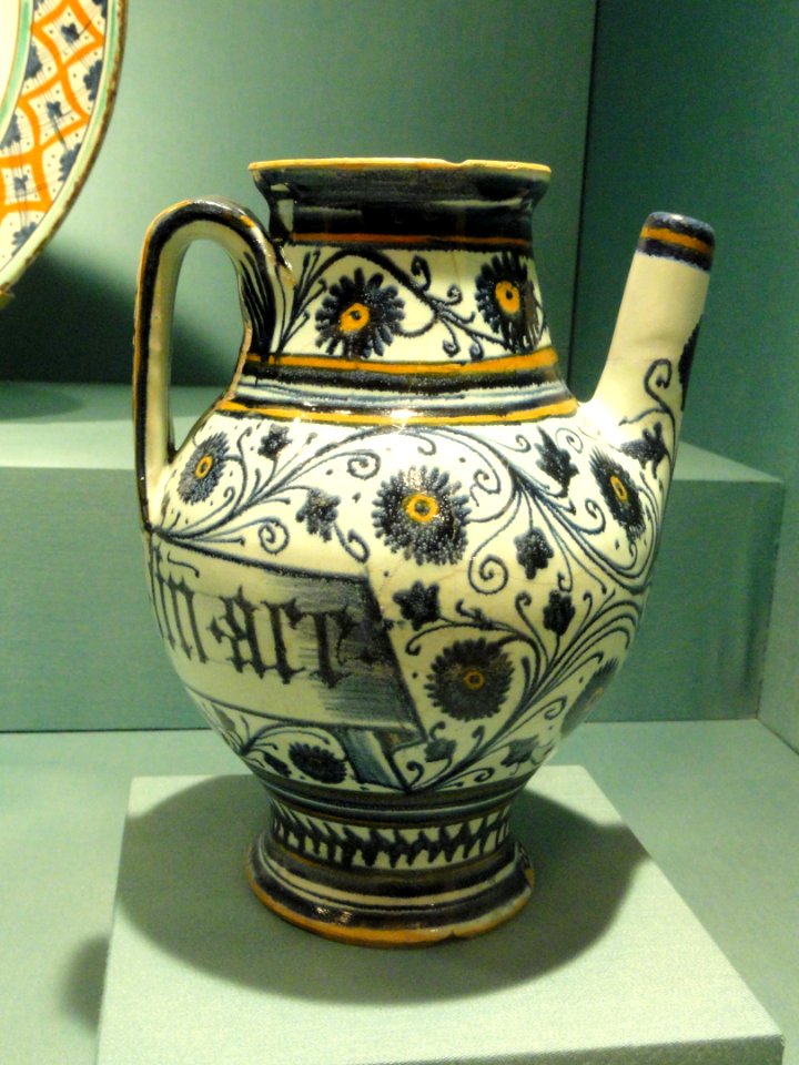 Drug jar from Italy (probably Pesaro), c. 1480 - Nelson-Atkins Museum of Art - DSC08546