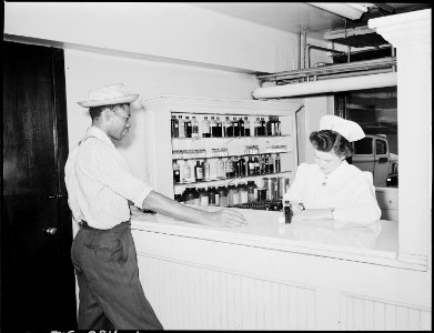 Drug dispensary at clinic in company owned hospital. U.S. Coal & Coke Company, U.S. ^30 & 31 Mines, Lynch, Harlan... - NARA - 541408