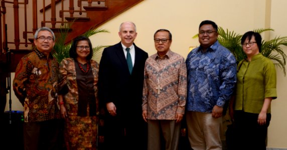 Dubes Donovan Menerima Para Pemimpin Agama Kristiani
