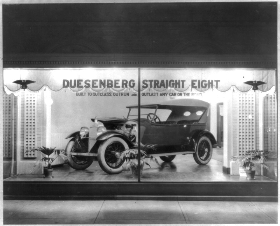 Duesenberg Straight Eight, Built to outclass, Outrun and Outlast any car on the road LCCN2011661038