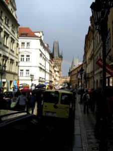 Duha nad Karlovým mostem