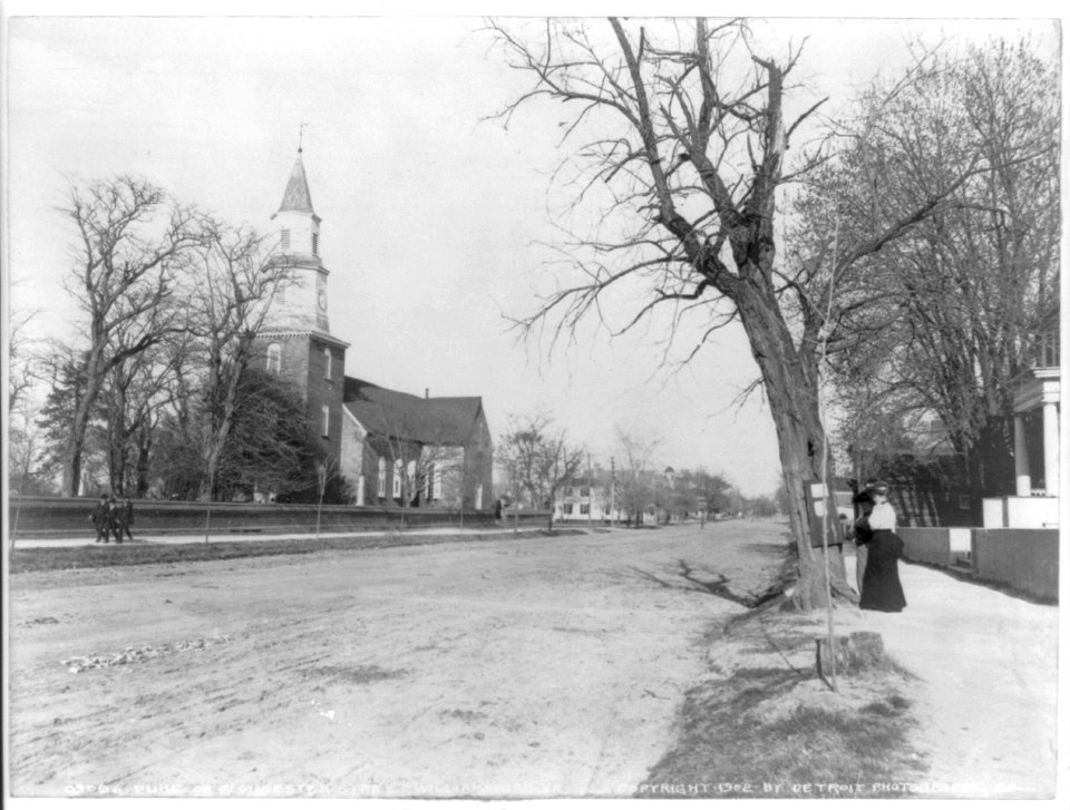 Duke of Gloucester Street, Williamsburg, Va. LCCN2016650857