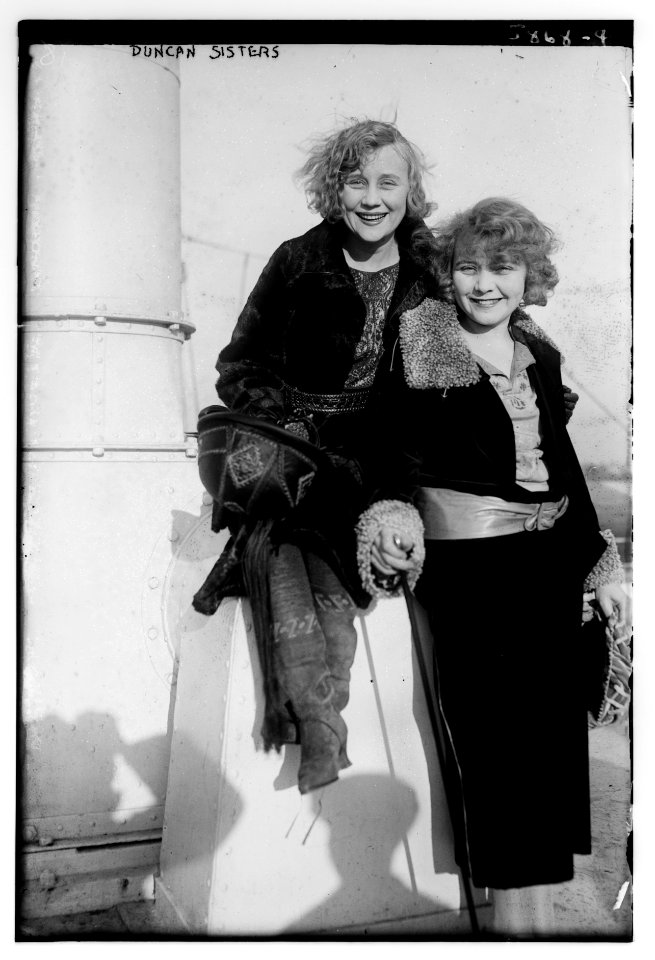 Duncan Sisters LCCN2014715338