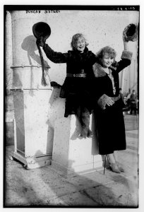 Duncan Sisters LCCN2014715339