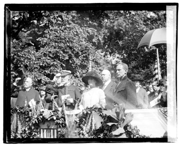 Dupont fountain unveiling LOC npcc.04192