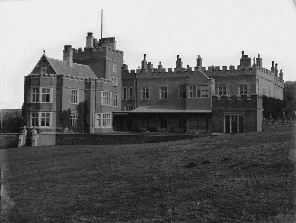 Dunraven Castle (West) Southerndown, Bridgend (4641183)