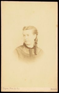 Dupont, Joseph - carte de visite, Gevignetteerd portret van een vrouw