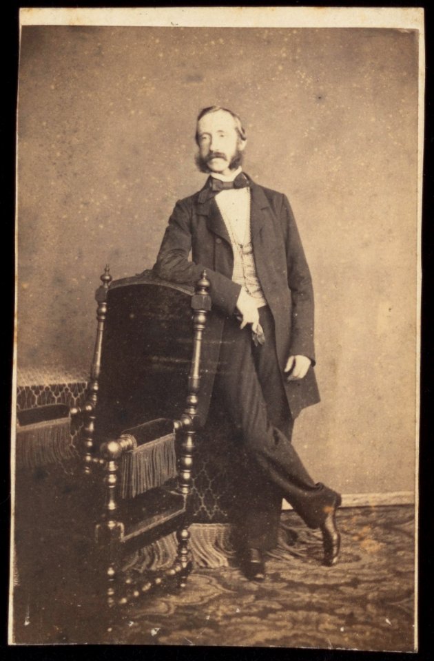 Dupont, Joseph - carte de visite, Portret van een man, staand