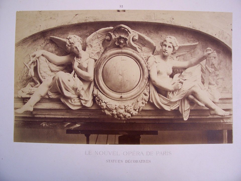 Durandelle Opera Statues decoratives 32 Tapisserie et menuiserie
