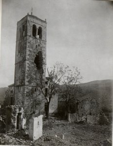 Durch feindl.Treffer zerst.Kirche im Wippachtal.12.9.17. (BildID 15604562)