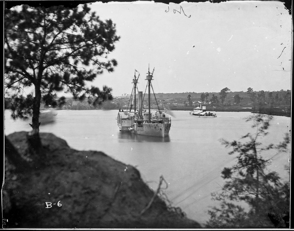 Dutch Gap Canal, James River - NARA - 524424