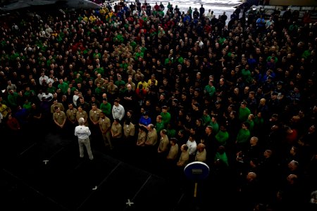 Dwight D. Eisenhower deployment 161124-N-IE397-285