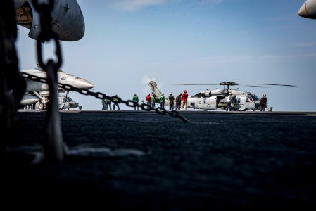 Dwight D. Eisenhower deployment 161126-N-WC455-022