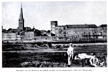 Düsseldorf von der Rheinseite mit altem Residenzschloss um Mitte des 19. Jahrhunderts