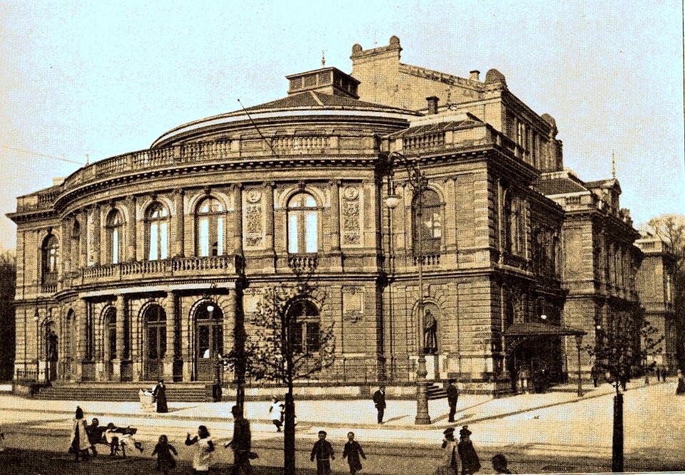 Düsseldorf, Stadttheater und späteres Opernhaus an der Alleenstraße, Außenansicht, erbaut von Giese von 1873 bis 1875, farbiger