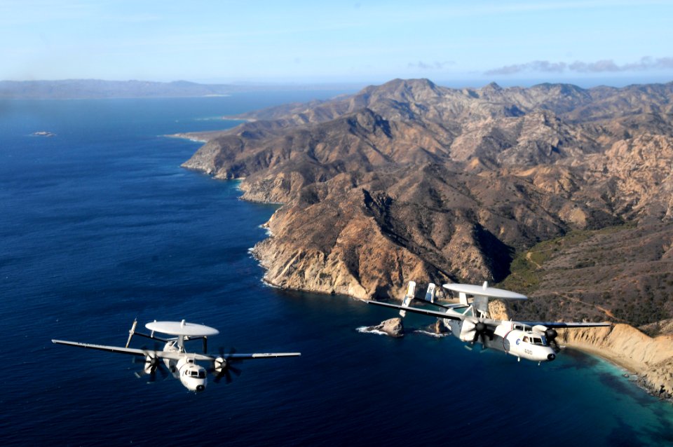 E-2C Hawkeyes over Southern California. (8233127872)