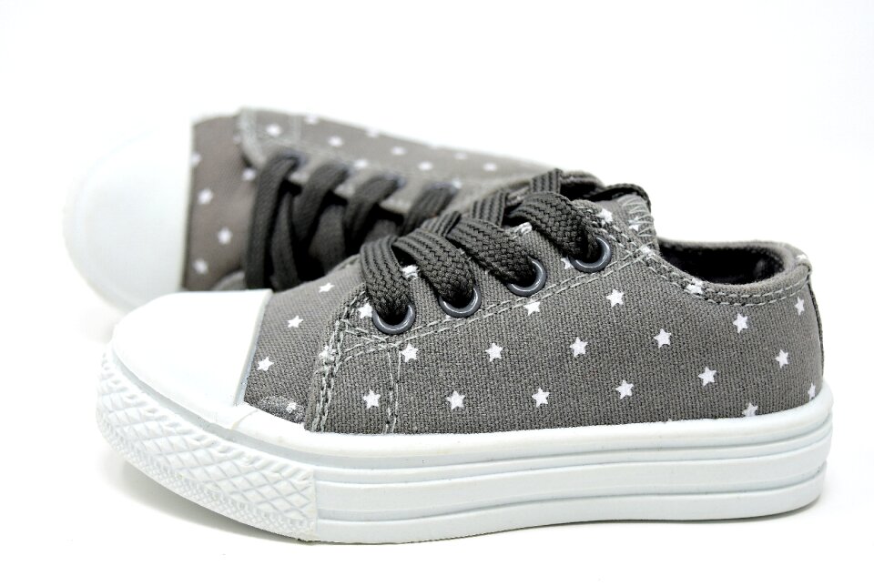 Sneakers fashion youth