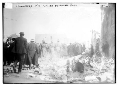 E. Youngstown, O., 1-8-16 - Militia Dispersing mobs LCCN2014700715