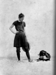 Eakins H04