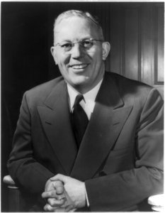 Earl Warren, 1891- LCCN2004672767