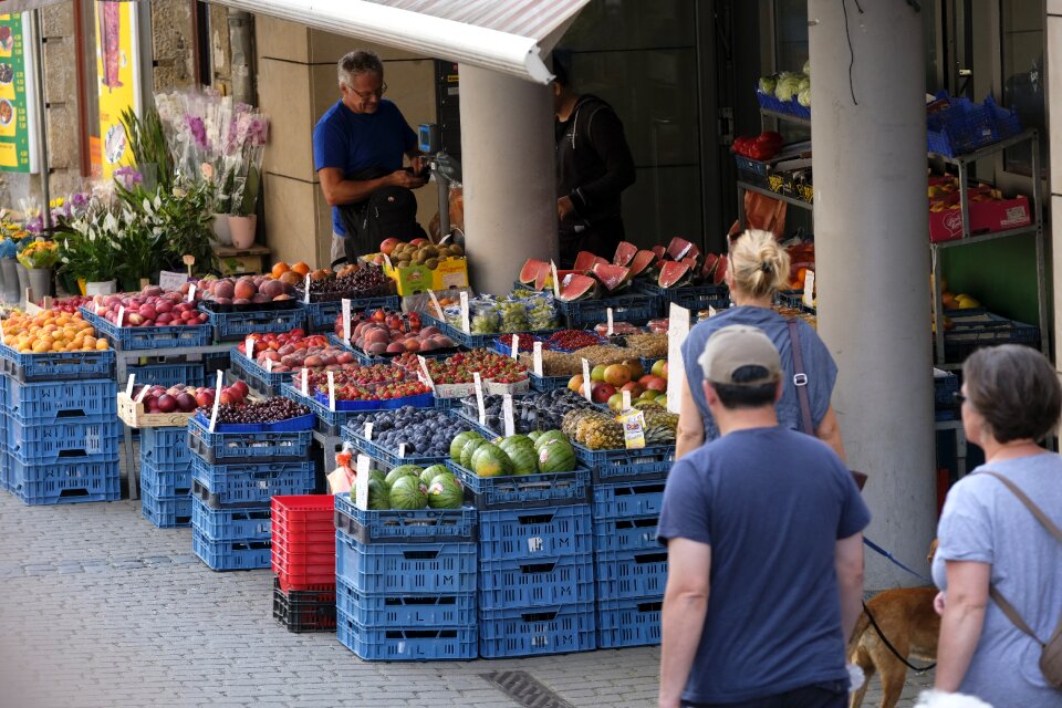 Music business farmers local market